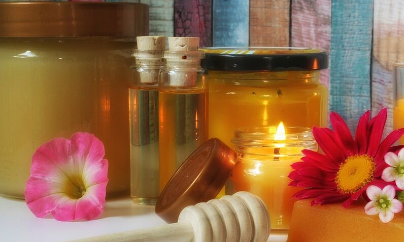 Honey for the treatment of varicose veins